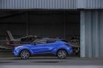 Toyota C-HR Hybrid 2016 года (UK)